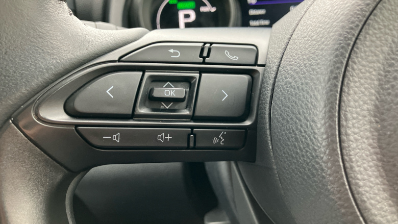 Toyota Yaris 1.5 Hybrid Design 5dr CVT Hybrid Hatchback